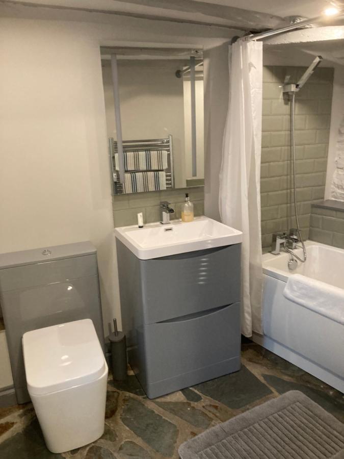 אוקהמפטון Plymouth Inn מראה חיצוני תמונה